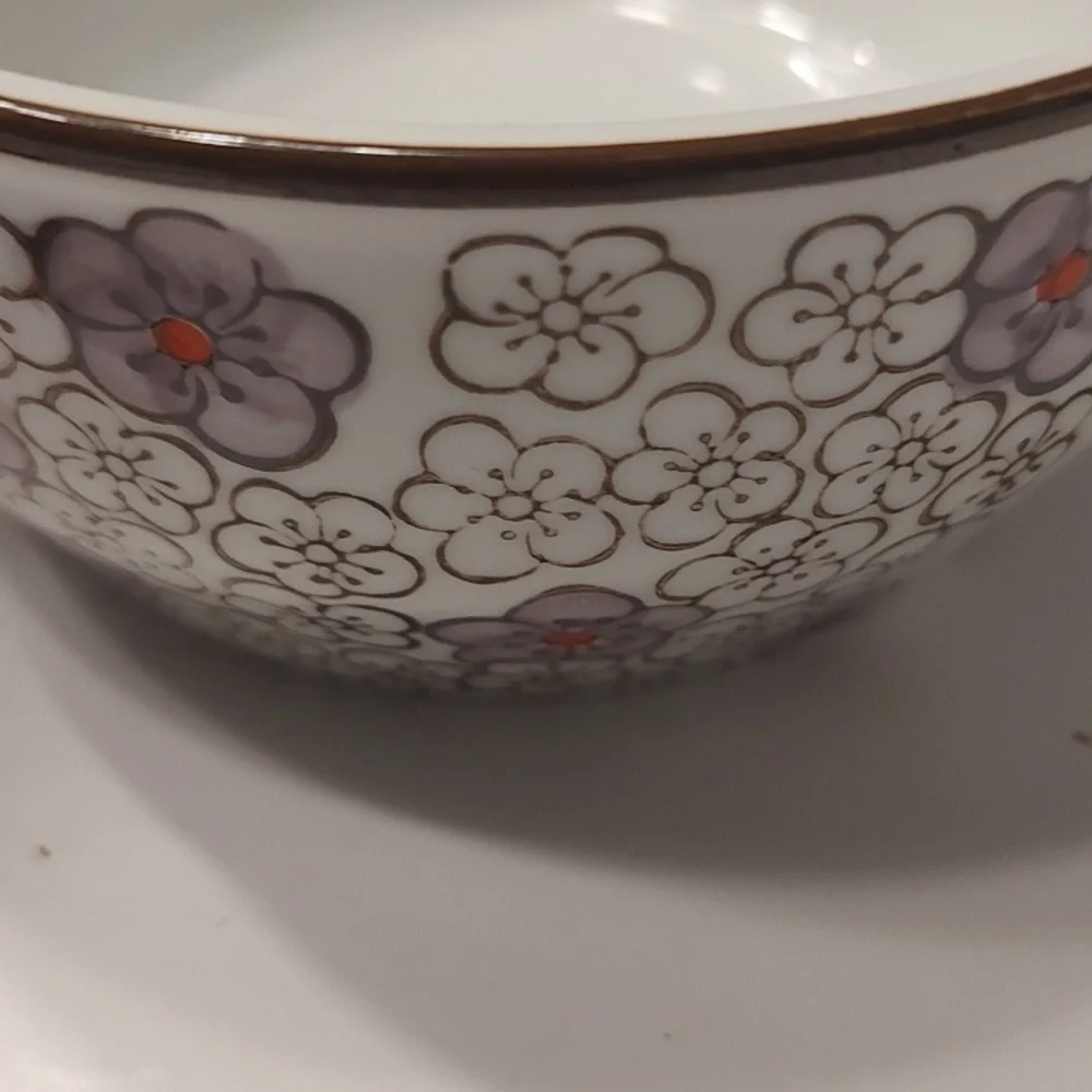 Floral Patterned Hand painted Yokohama Studios Ceramic Bowl White, Tan, Purple